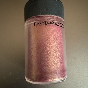 MAC Pigment Rose with Cooper Sparkle
